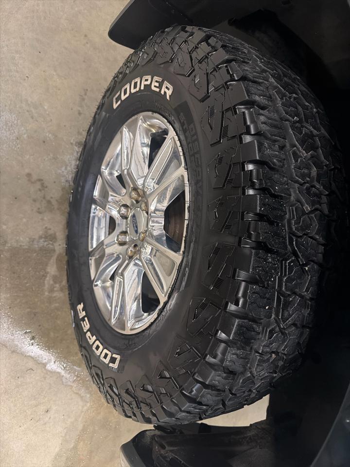 Ford F-150 4WD SuperCrew 139" XLT 2016