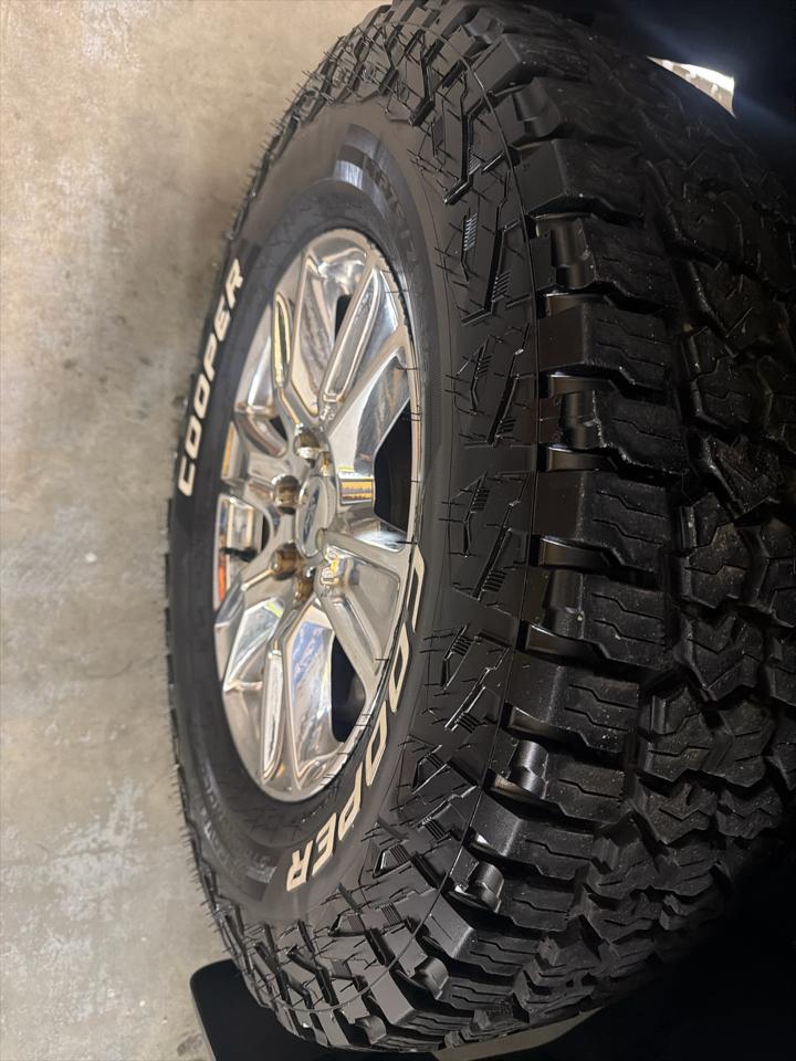 Ford F-150 4WD SuperCrew 139" XLT 2016