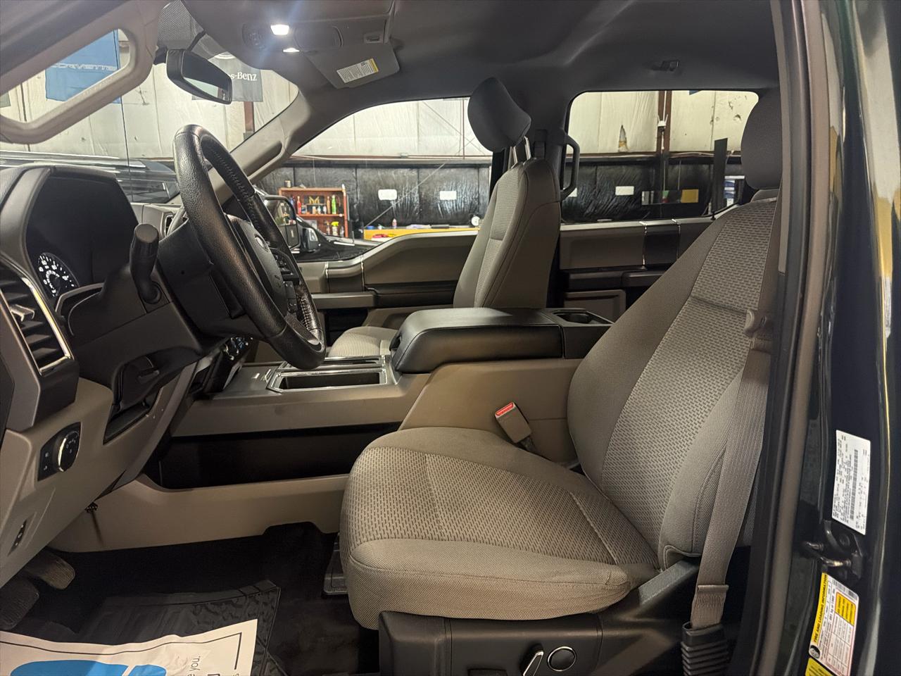 Ford F-150 4WD SuperCrew 139" XLT 2016