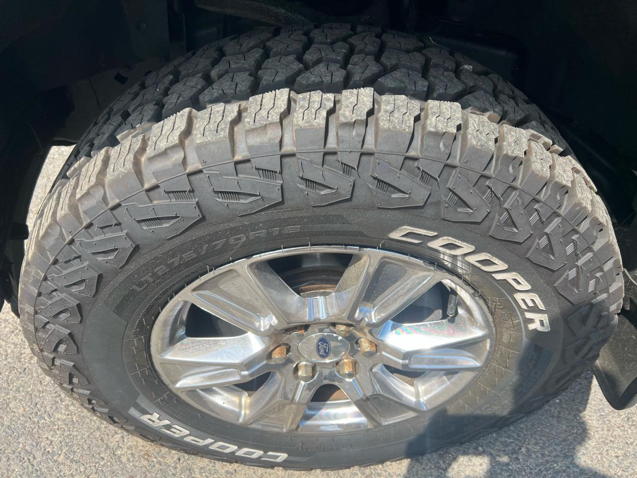 Ford F-150 4WD SuperCrew 139" XLT 2016