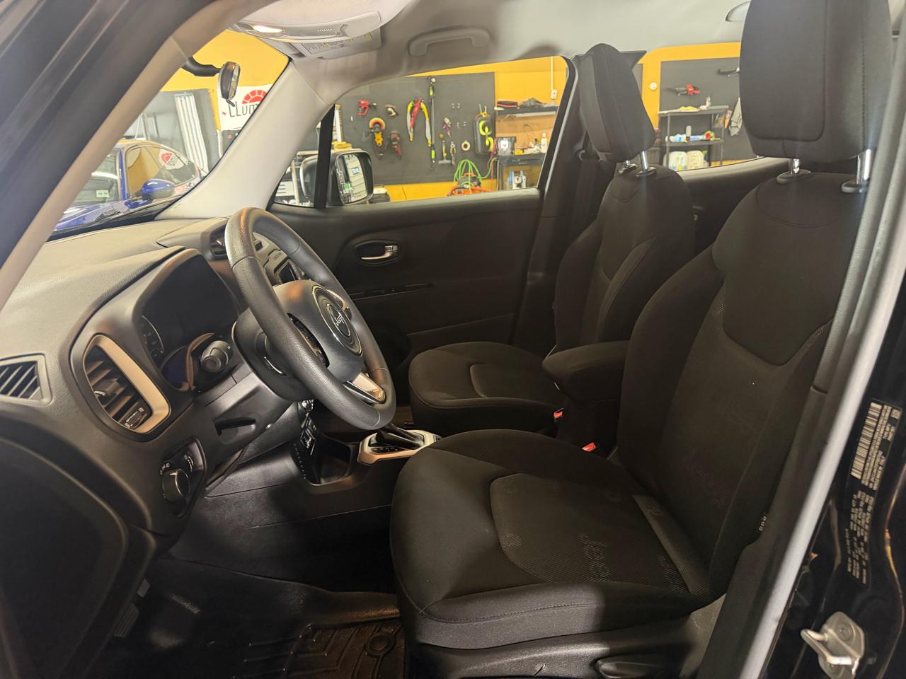 Jeep Renegade Sport FWD 2015