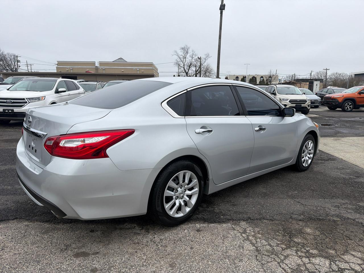 Nissan Altima 2.5 SR 2016