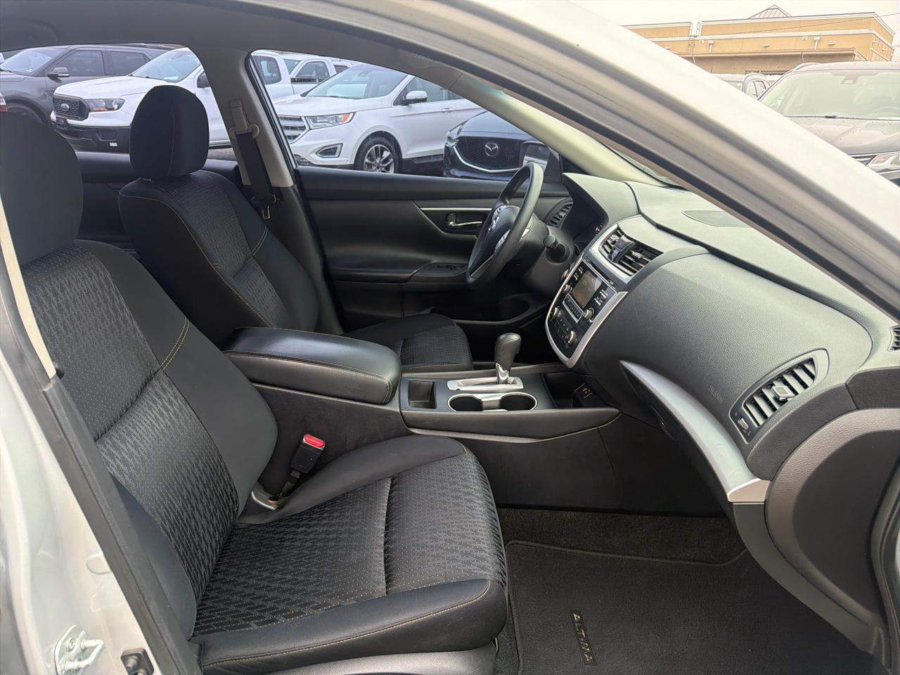 Nissan Altima 2.5 SR 2016