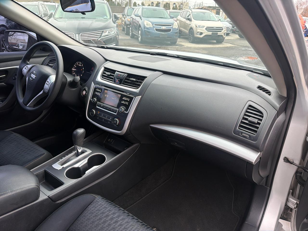 Nissan Altima 2.5 SR 2016