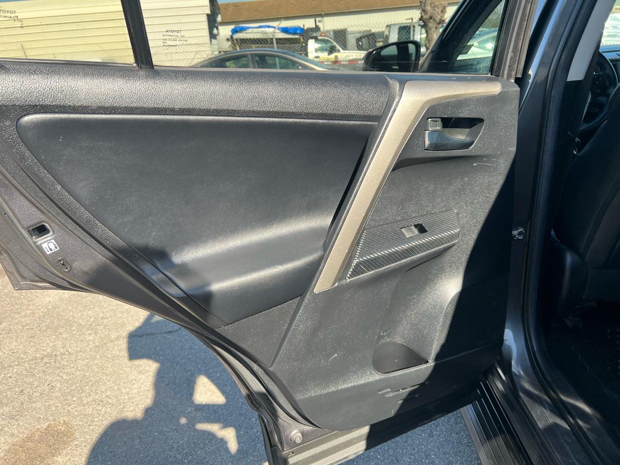 Toyota RAV4 Limited AWD 2015