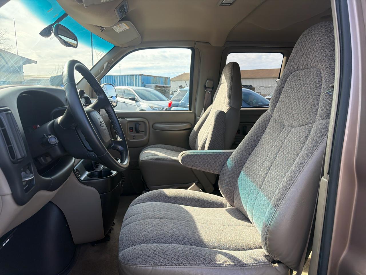 Chevrolet Express  2002