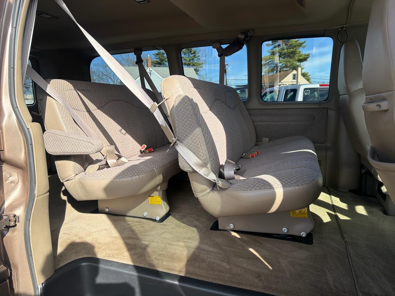 Chevrolet Express  2002