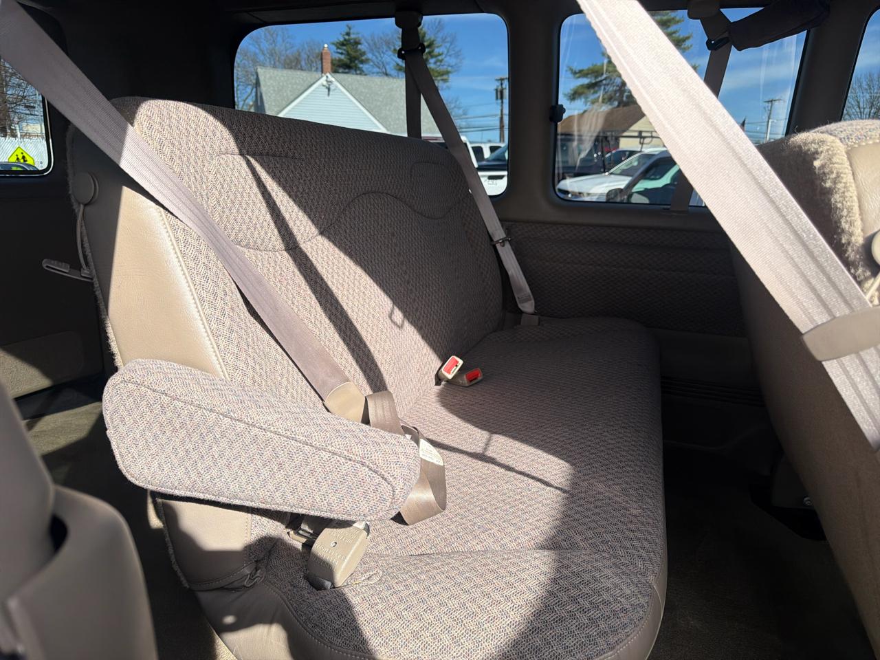 Chevrolet Express  2002