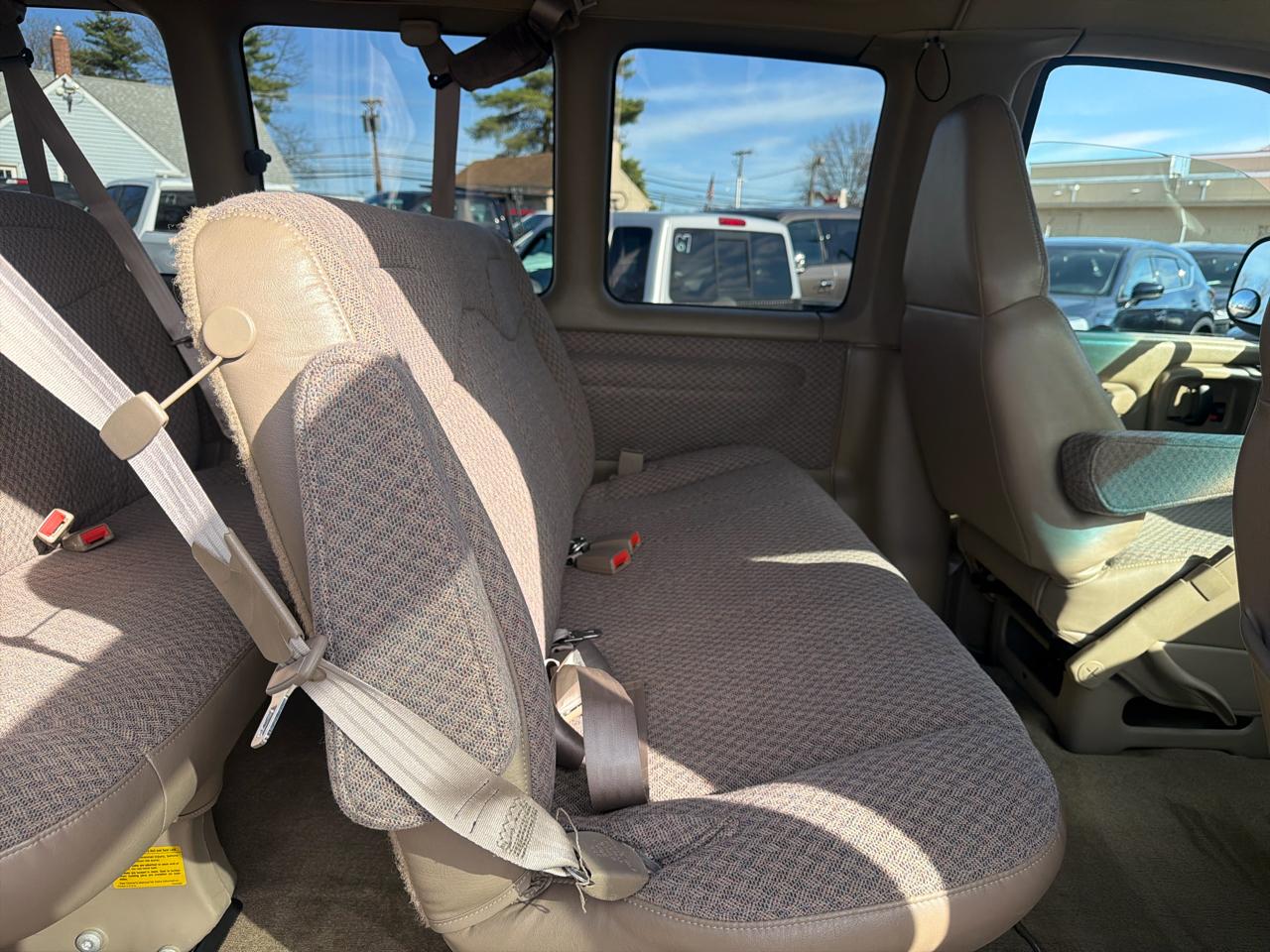 Chevrolet Express  2002