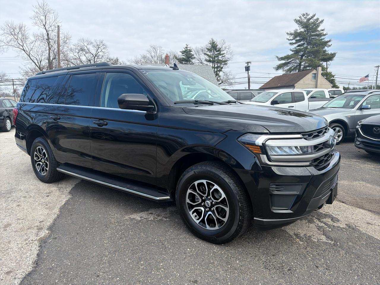 Ford Expedition MAX XLT 4WD 2022