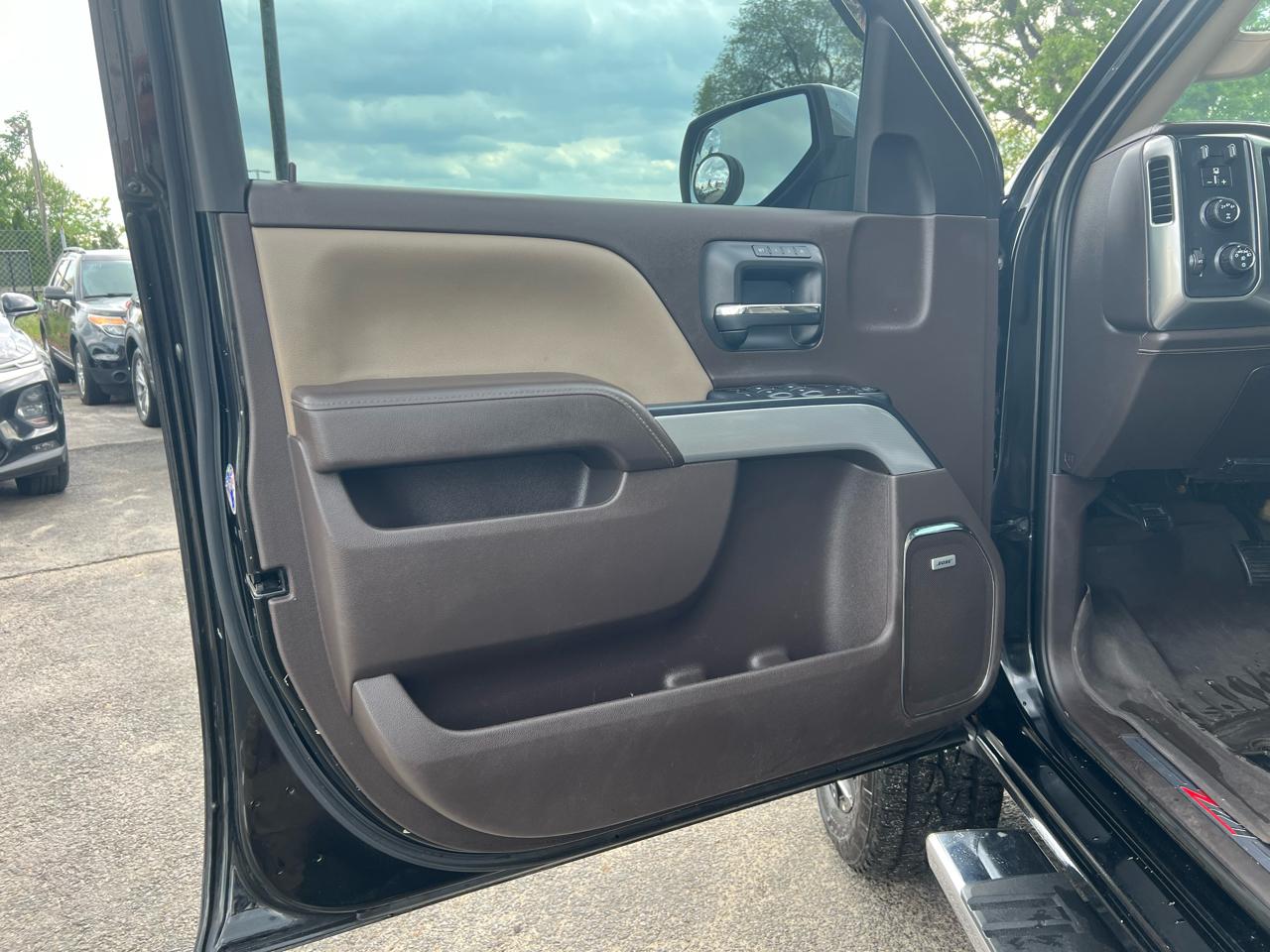 Chevrolet Silverado 2500HD 4WD Crew Cab 172" LTZ 2017