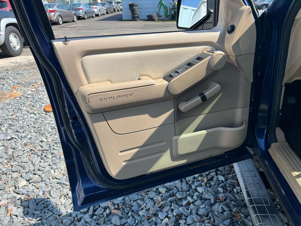 Ford Explorer Sport Trac Limited 4.6L 4WD 2007