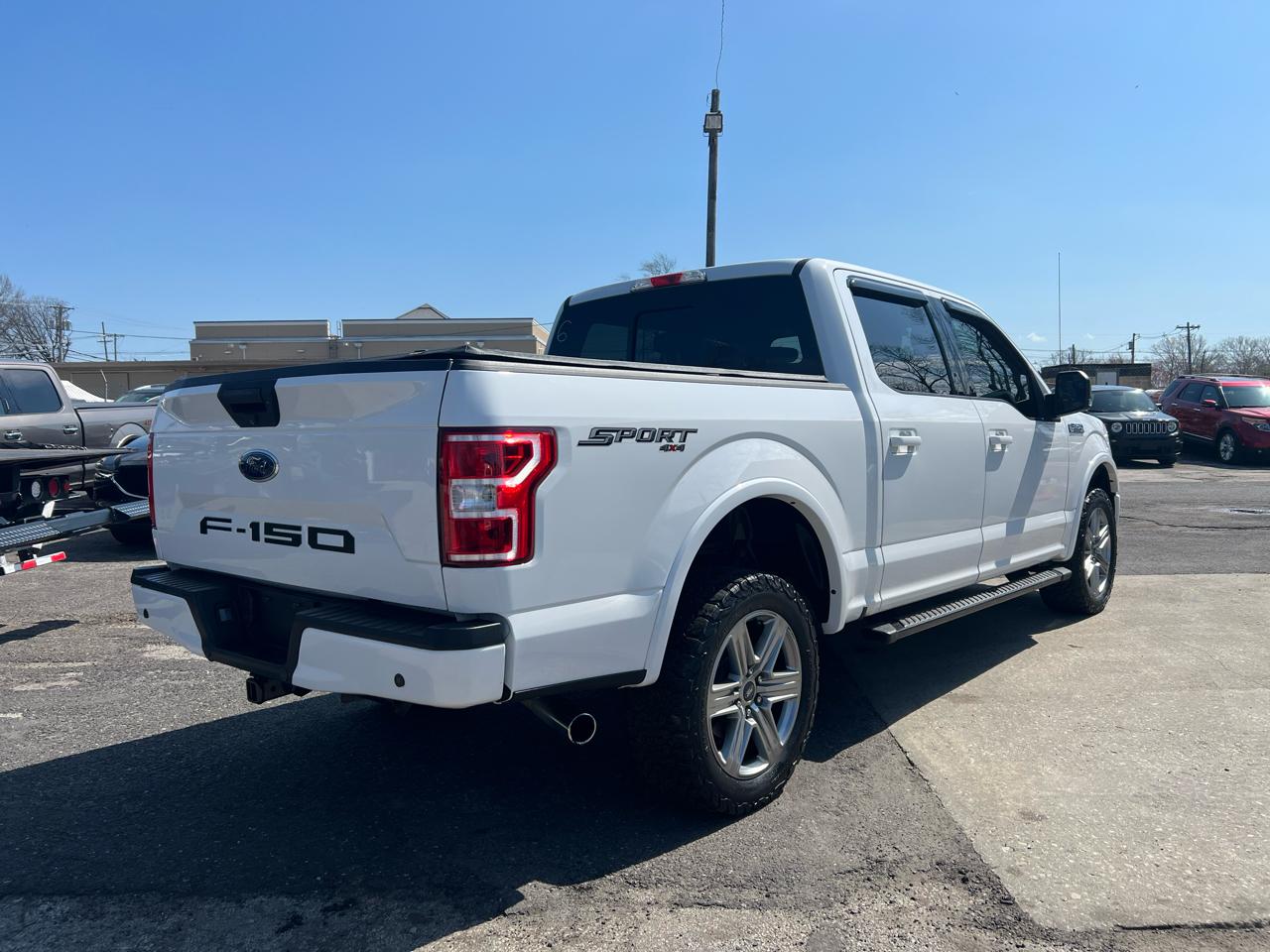 Ford F-150 4WD SuperCrew 139" XLT 2019