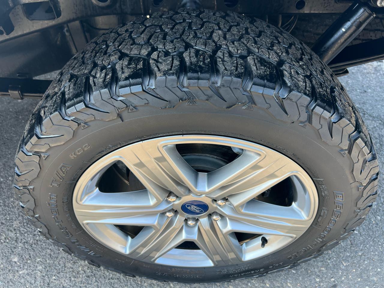 Ford F-150 4WD SuperCrew 139" XLT 2019