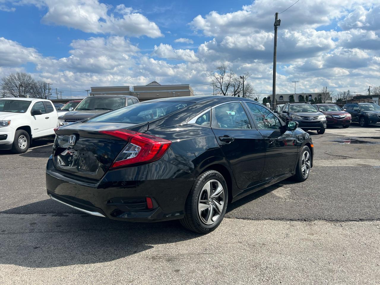 Honda Civic 4dr Sdn LX Auto 2019