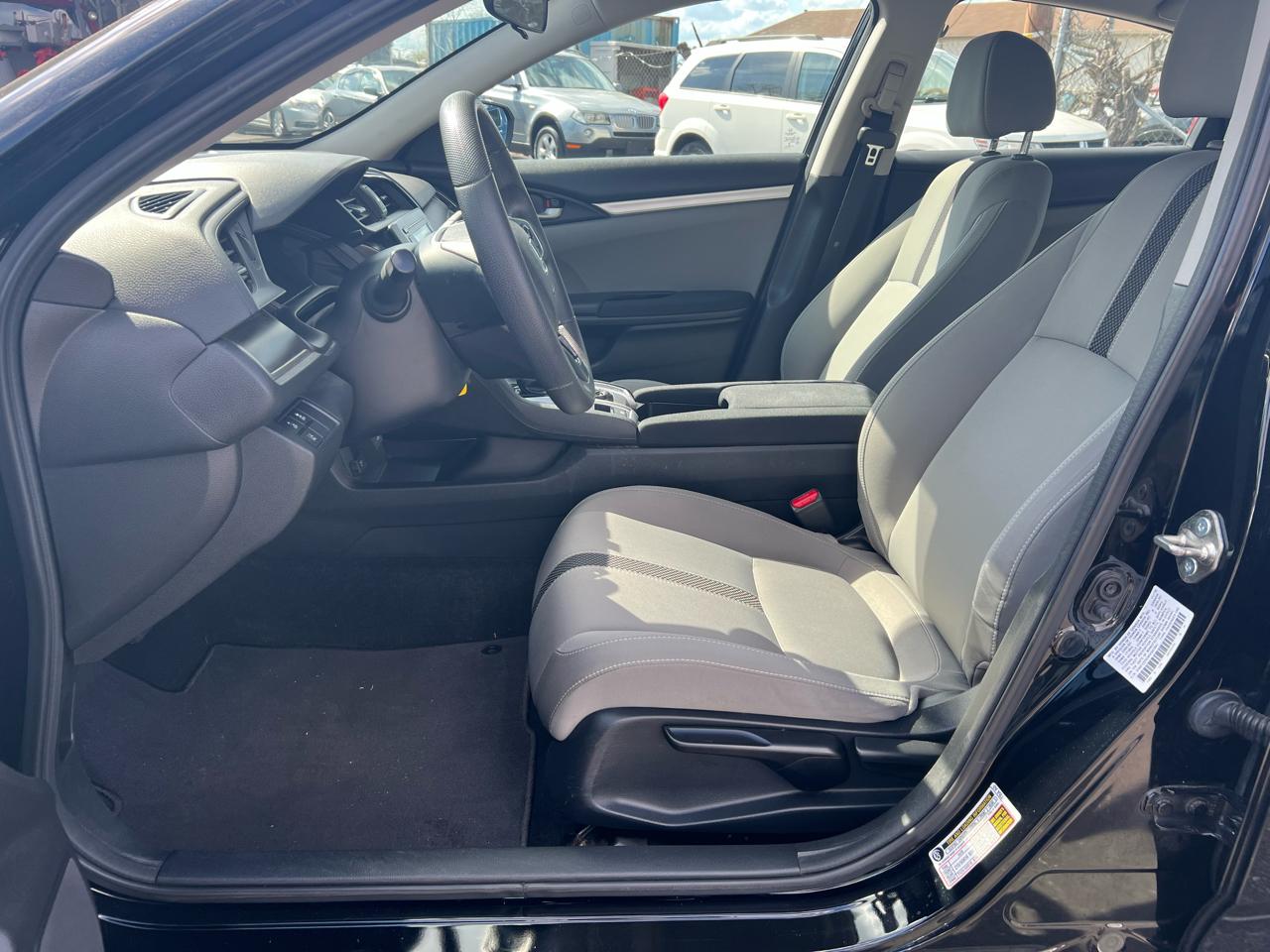 Honda Civic 4dr Sdn LX Auto 2019