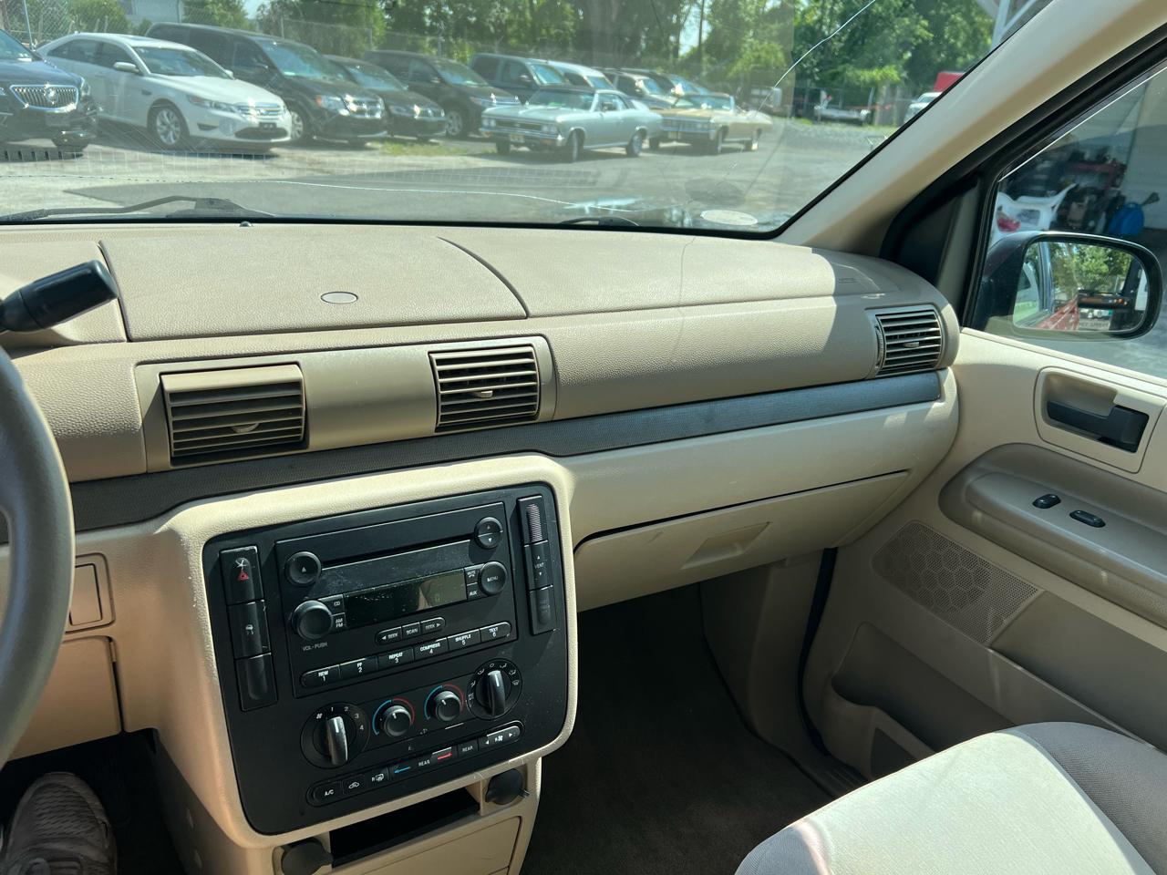 Ford Freestar LX Sport 2004