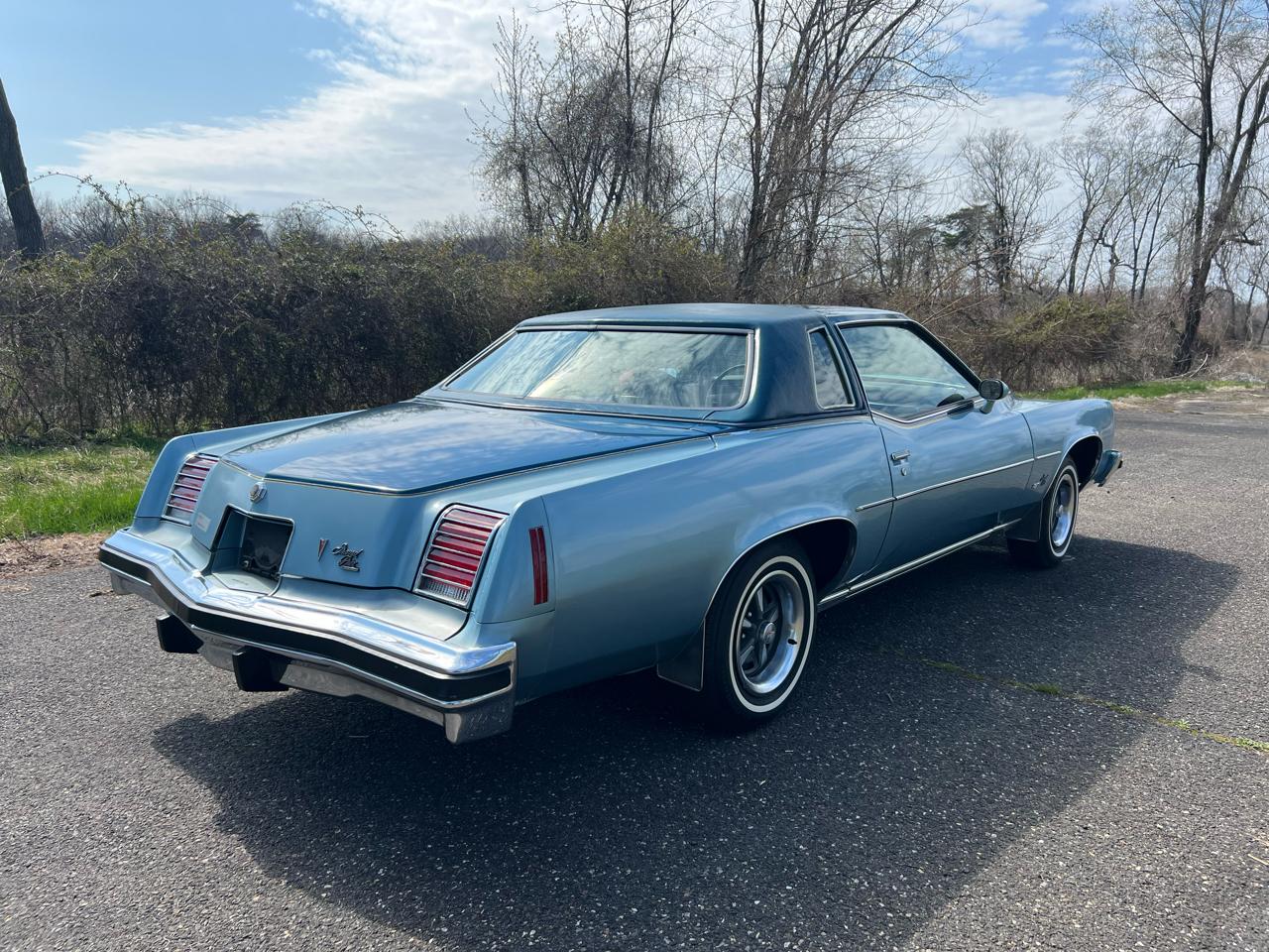 Pontiac Grand Prix 2dr Coupe LJ 1976