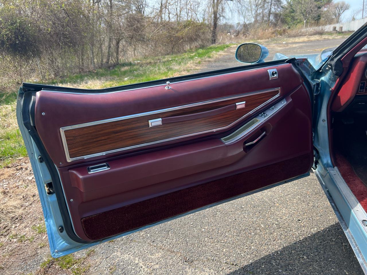 Pontiac Grand Prix 2dr Coupe LJ 1976