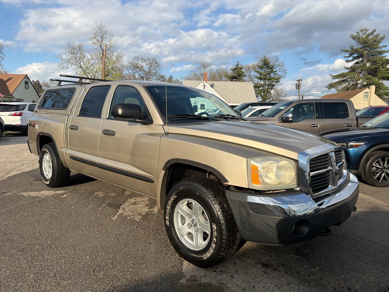Dodge Dakota SLT Quad Cab 4WD 2005