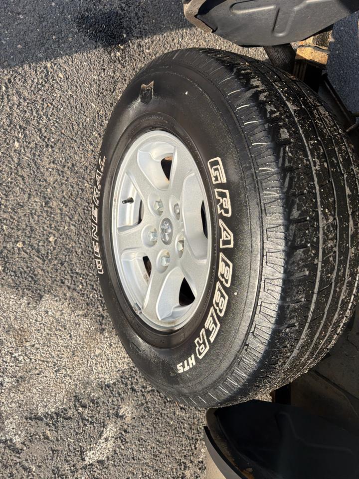 Dodge Dakota SLT Quad Cab 4WD 2005