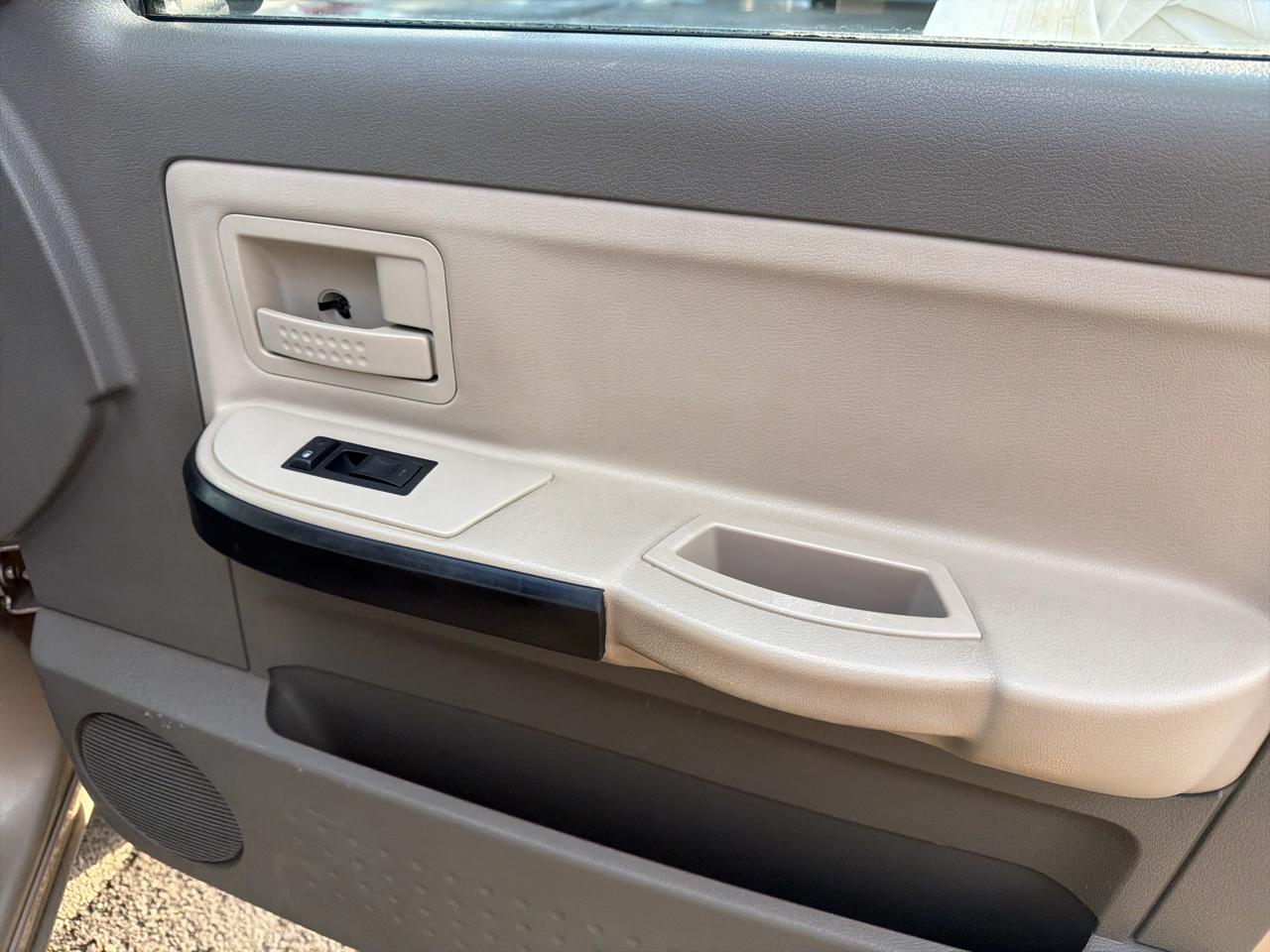 Dodge Dakota SLT Quad Cab 4WD 2005