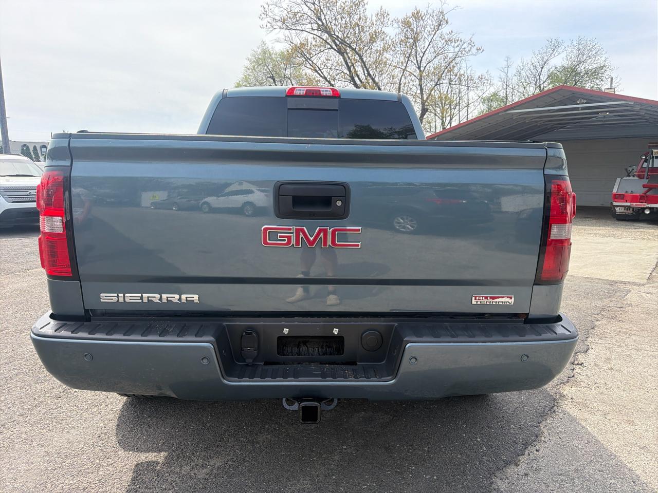 GMC Sierra 1500 4WD Crew Cab 157" AT4 2014