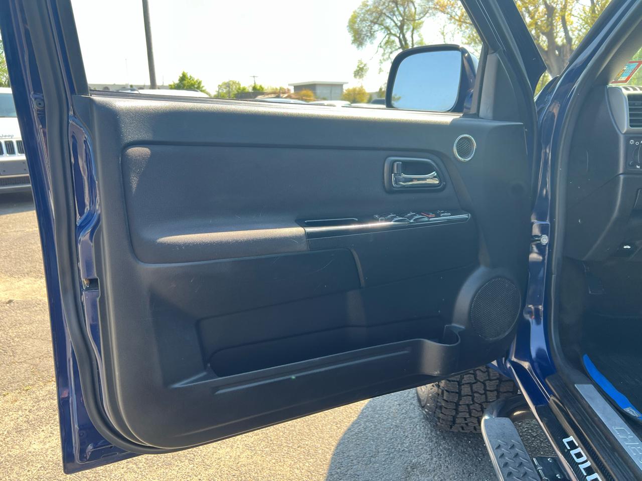 Chevrolet Colorado 2LT Crew Cab 4WD 2012