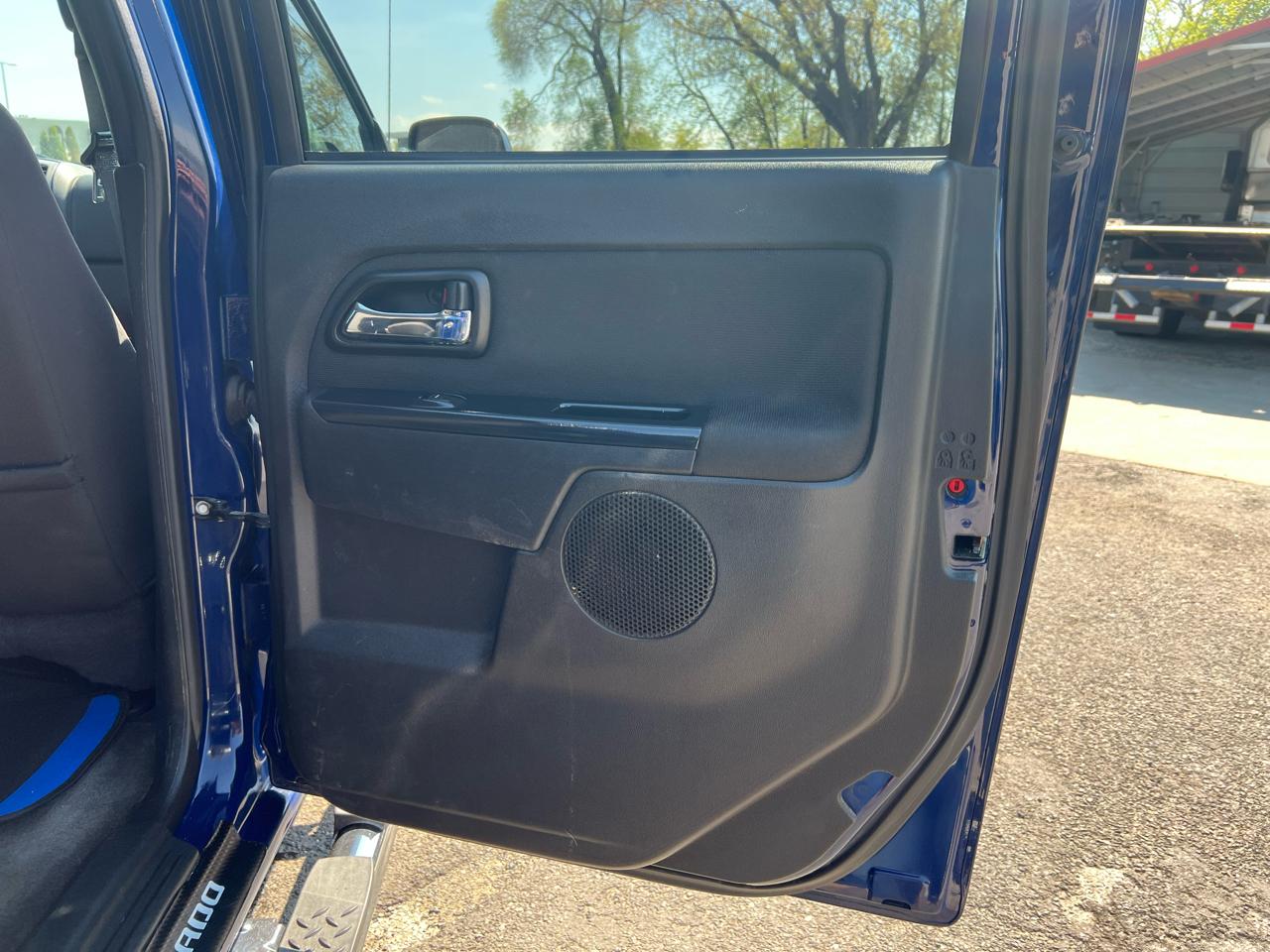 Chevrolet Colorado 2LT Crew Cab 4WD 2012