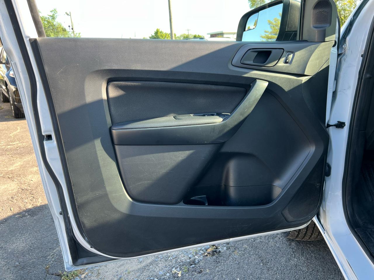 Ford Ranger 2WD SuperCab 126" XL 2023