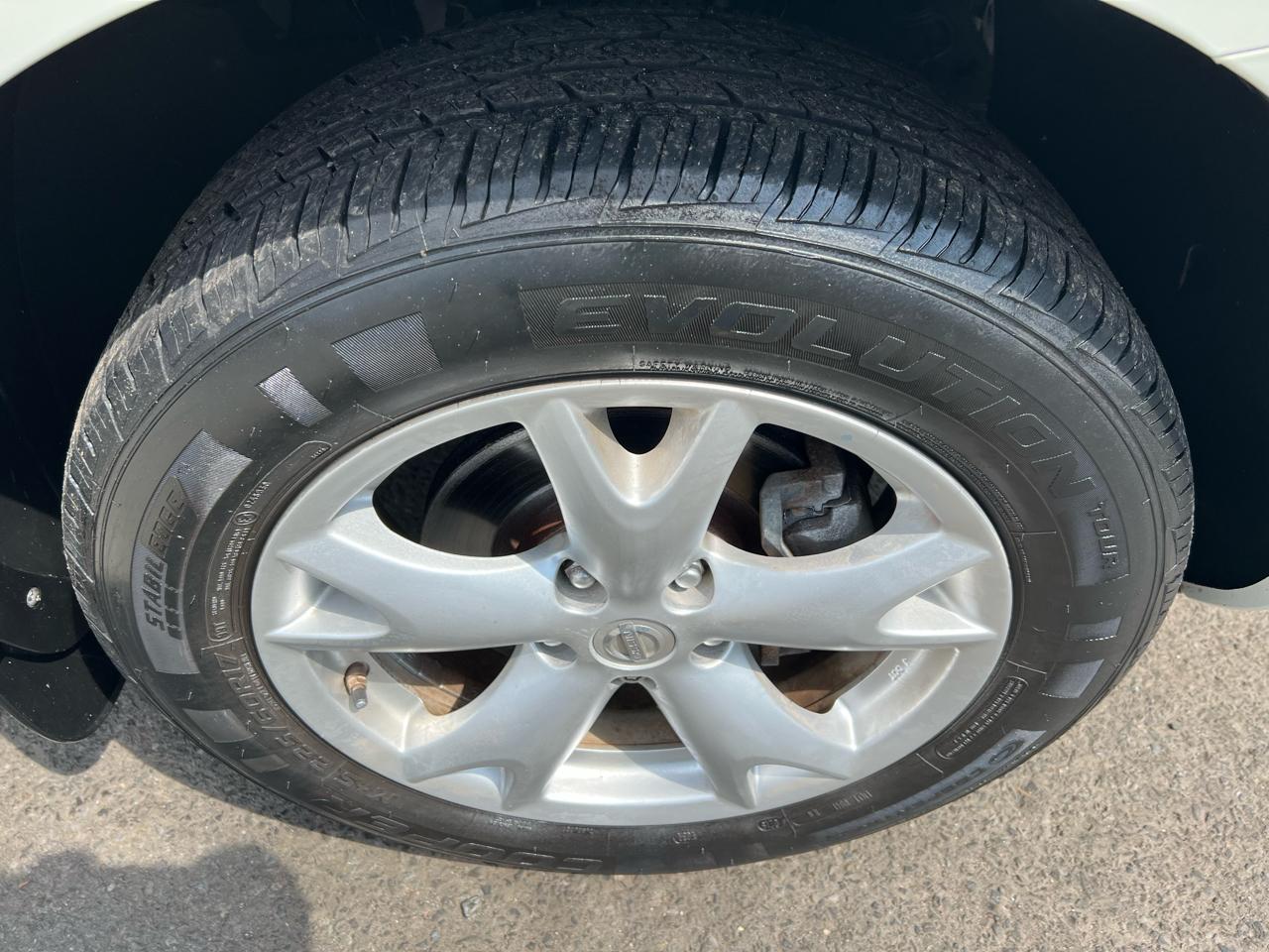 Nissan Rogue S AWD 2008