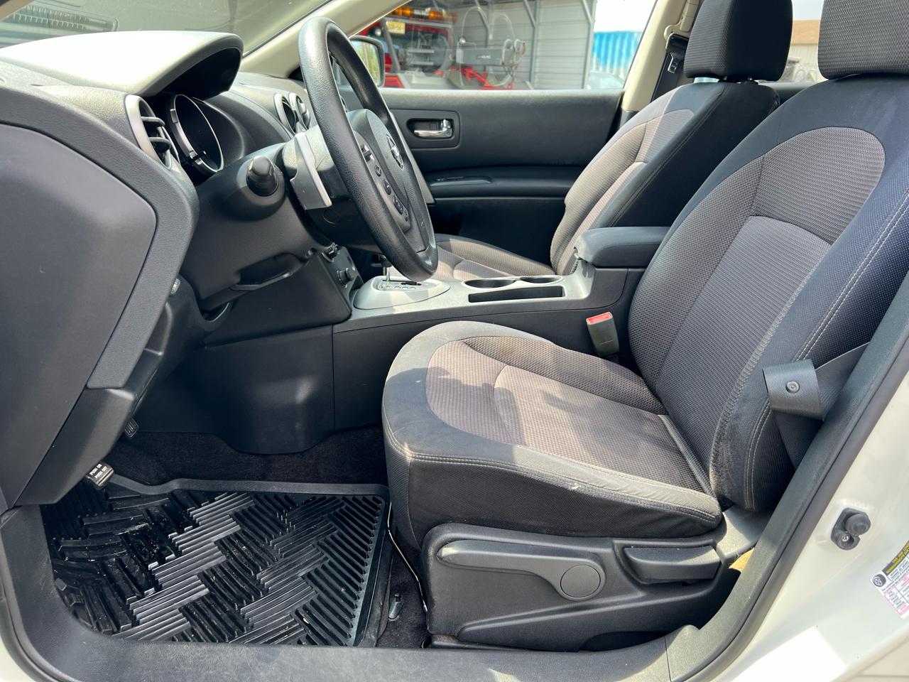 Nissan Rogue S AWD 2008