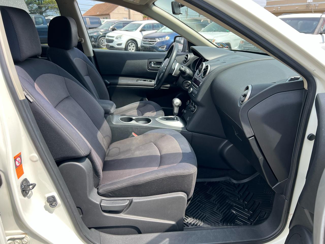 Nissan Rogue S AWD 2008