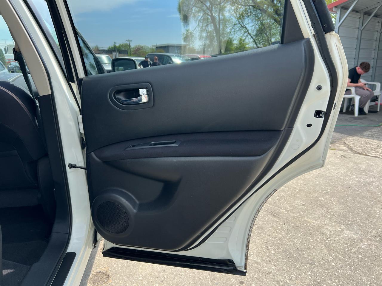 Nissan Rogue S AWD 2008