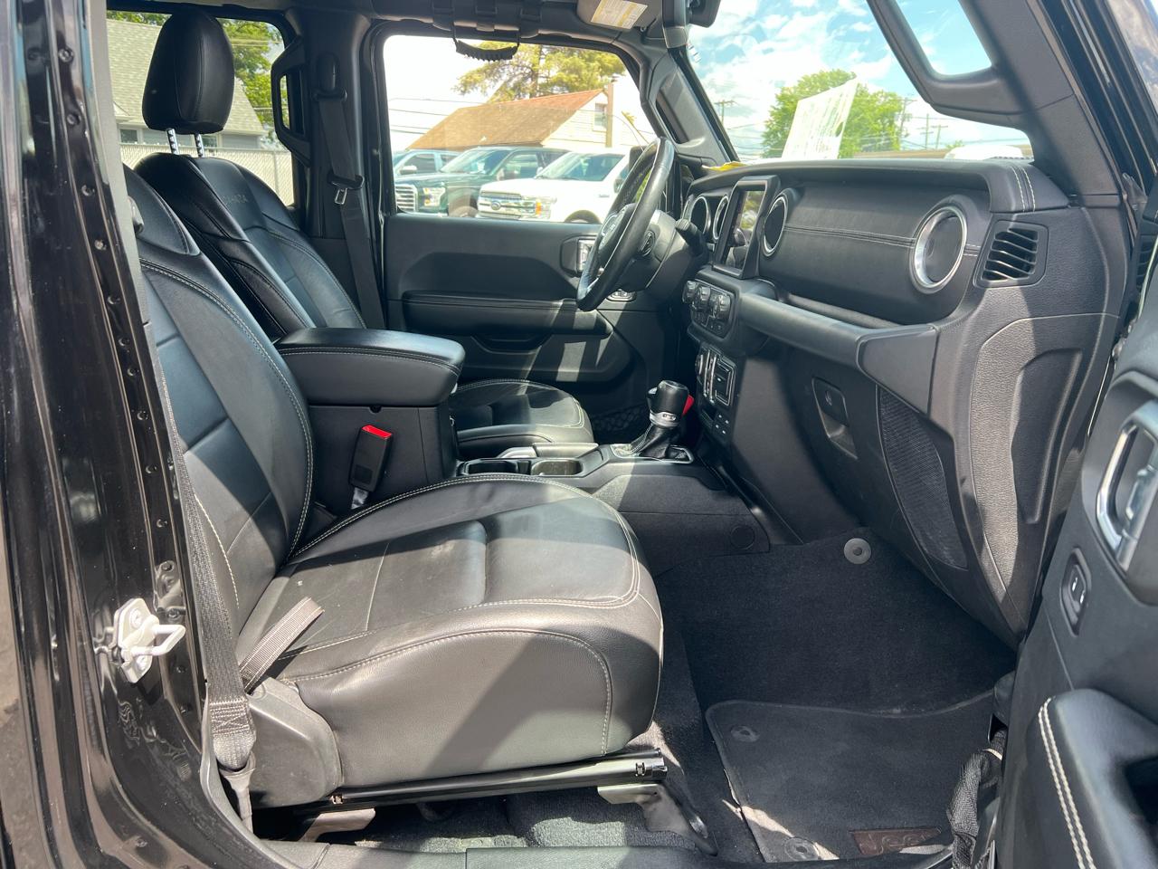 Jeep Wrangler Unlimited Sahara 2018