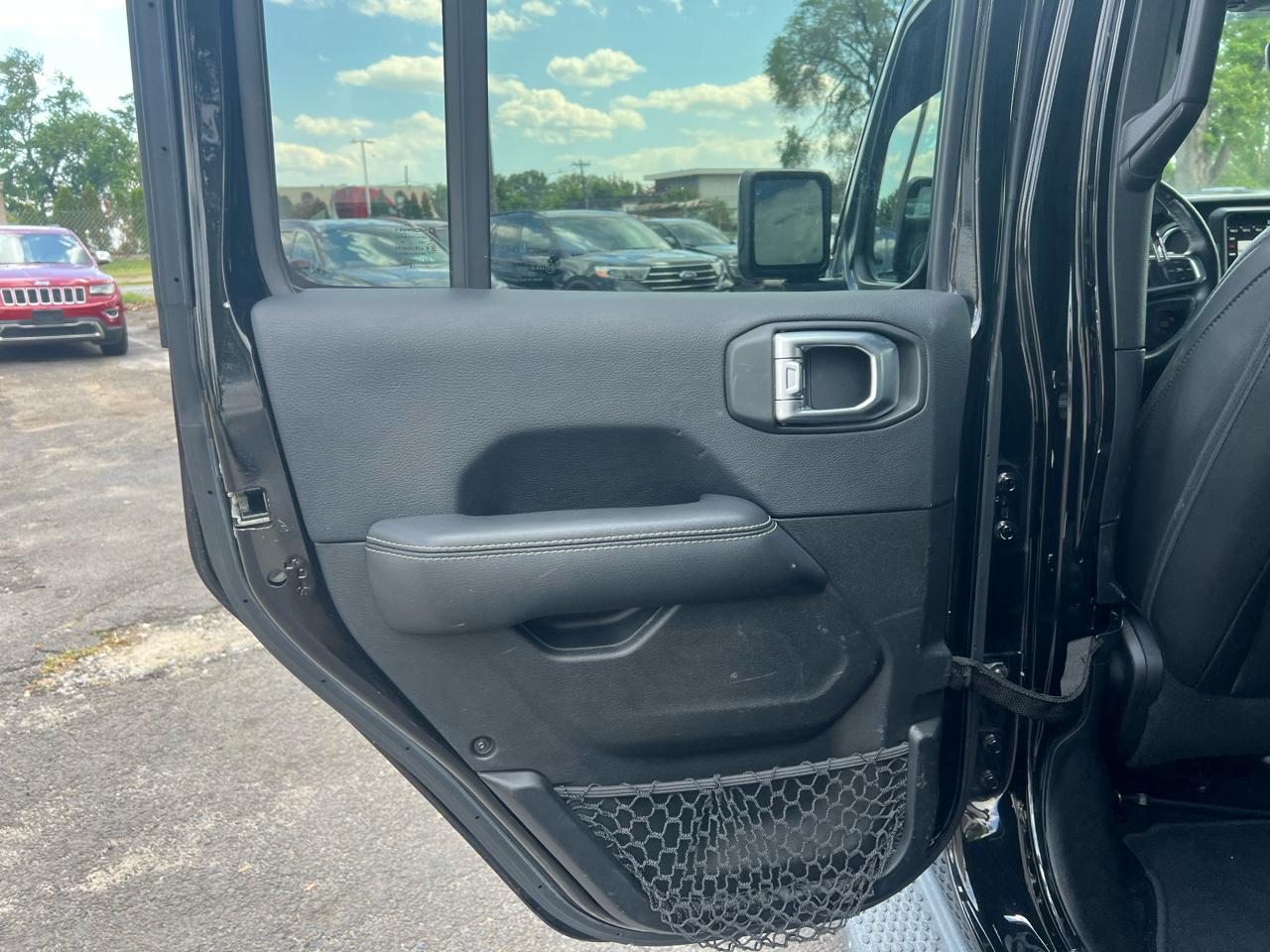 Jeep Wrangler Unlimited Sahara 2018