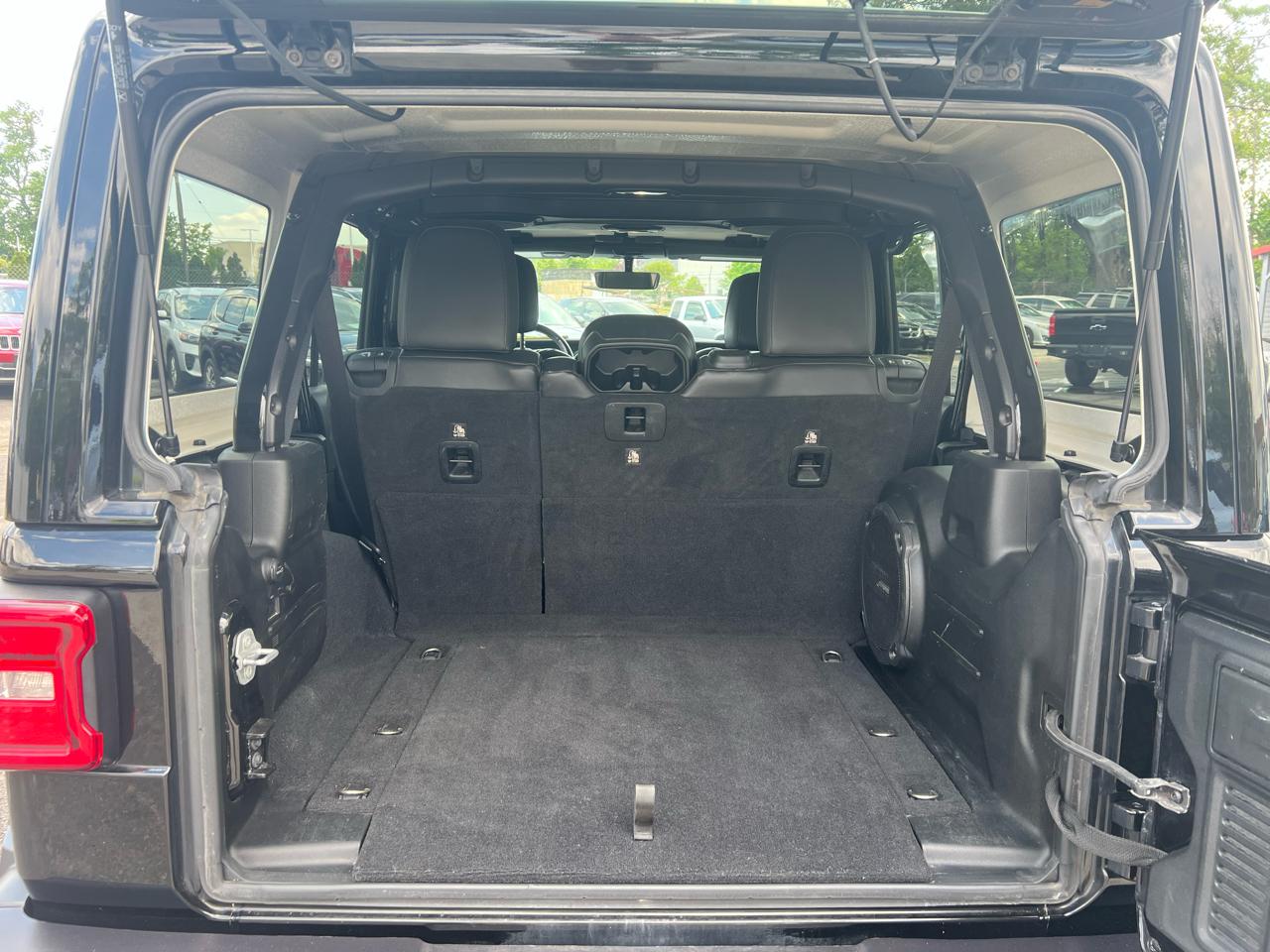 Jeep Wrangler Unlimited Sahara 2018