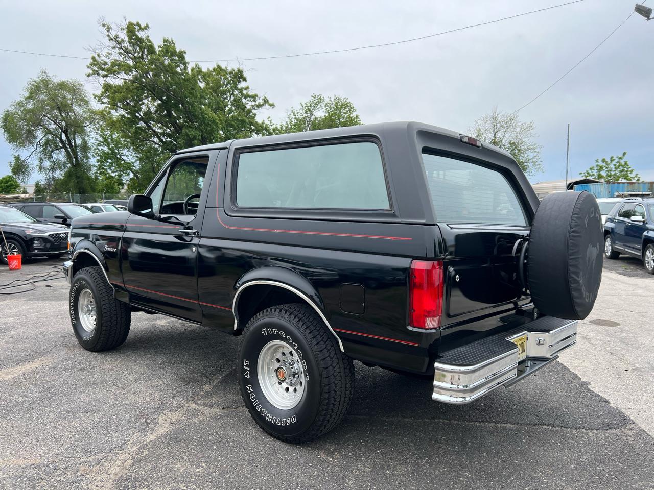 Ford Bronco Custom 1993