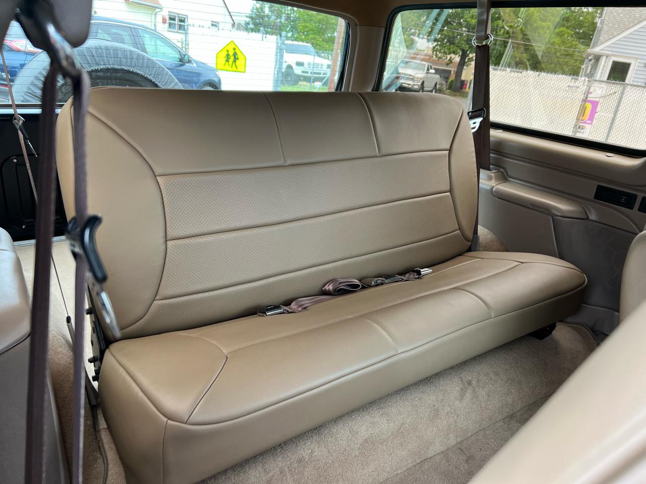 Ford Bronco Custom 1993