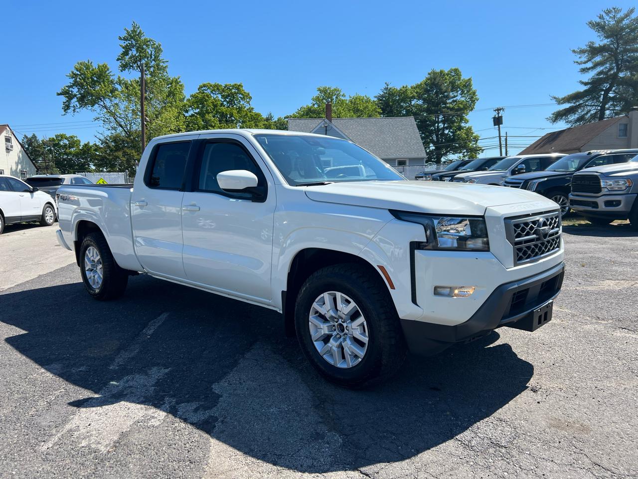 Nissan Frontier 4WD Crew Cab LWB Auto SV 2022