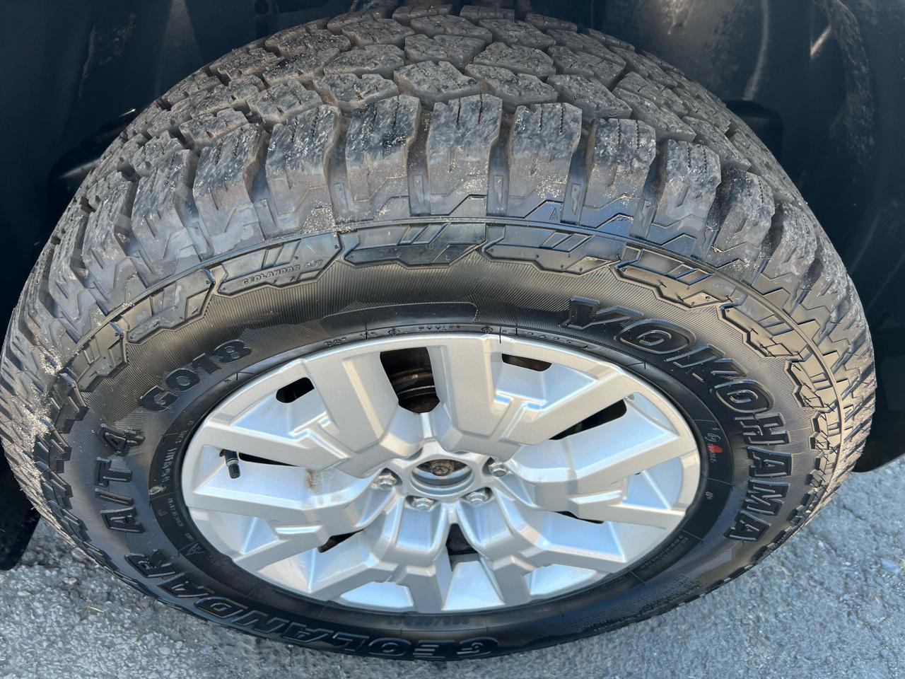 Nissan Frontier 4WD Crew Cab LWB Auto SV 2022