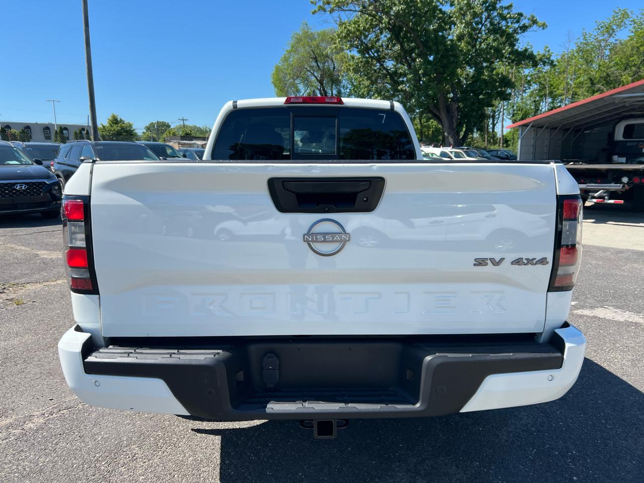 Nissan Frontier 4WD Crew Cab LWB Auto SV 2022