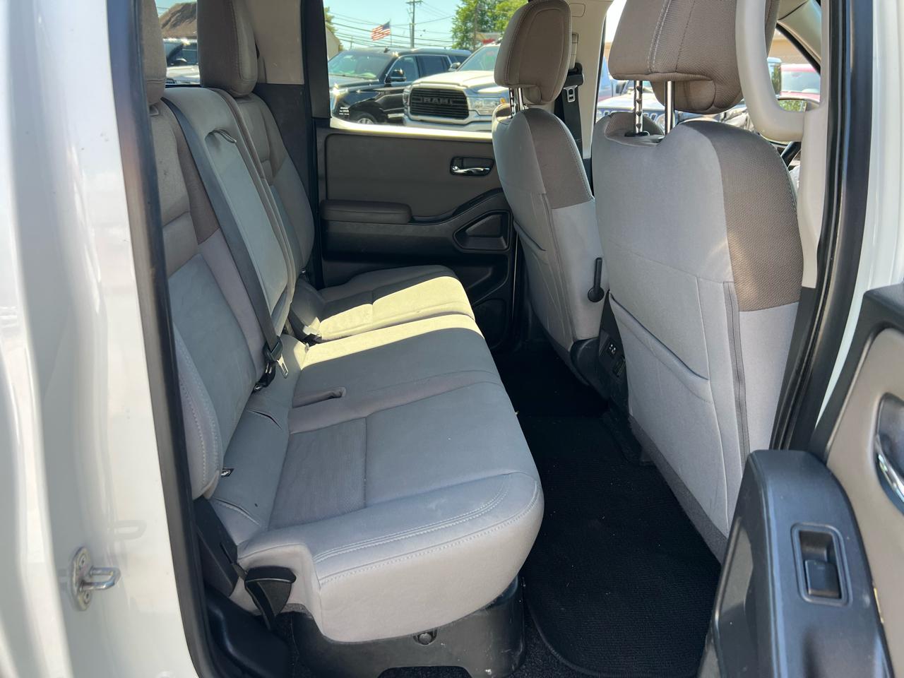 Nissan Frontier 4WD Crew Cab LWB Auto SV 2022