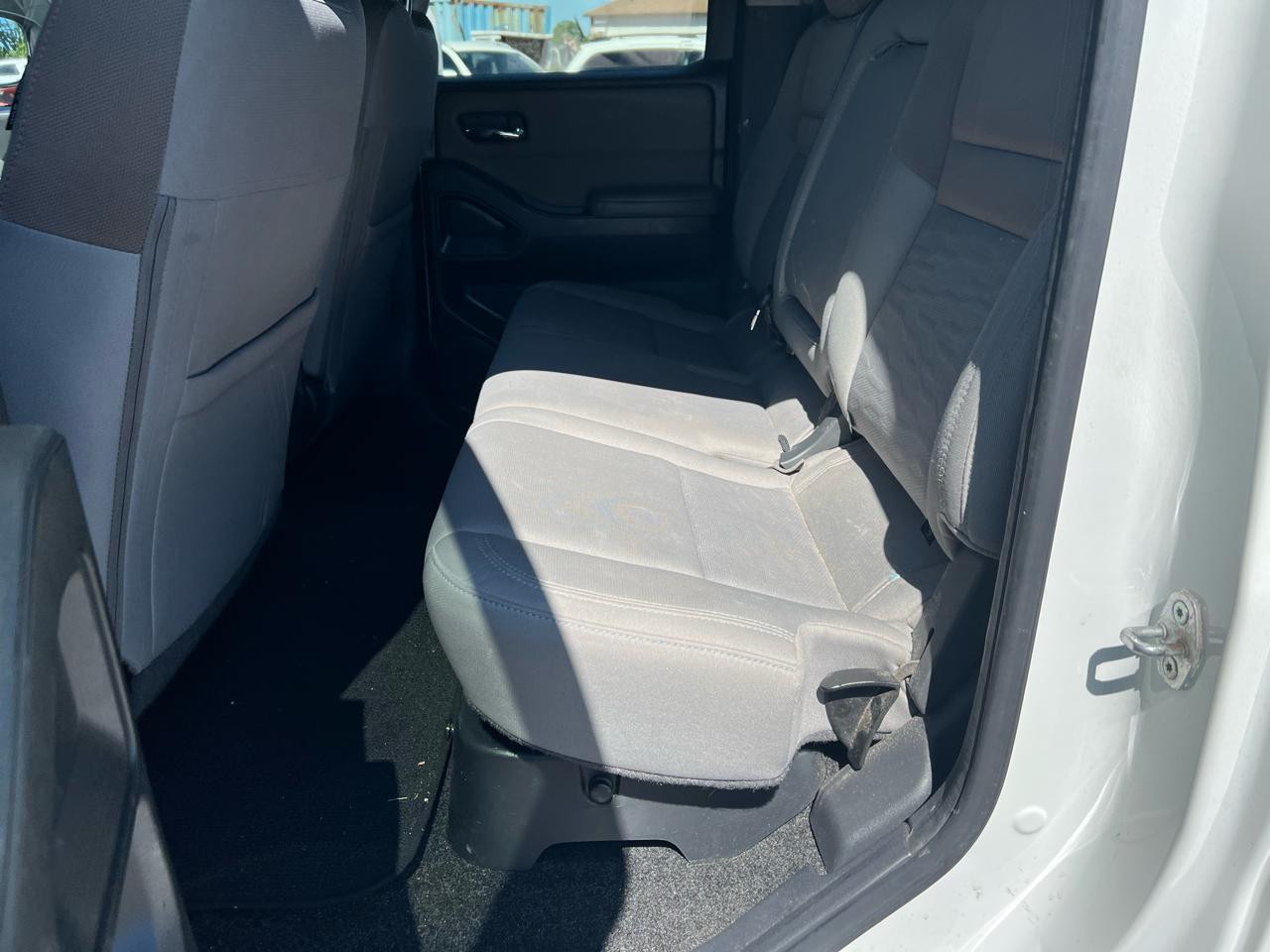 Nissan Frontier 4WD Crew Cab LWB Auto SV 2022
