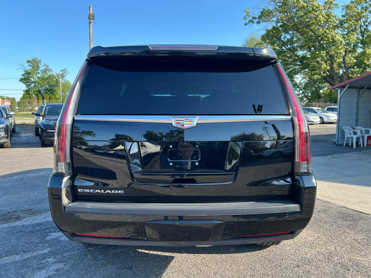 Cadillac Escalade Luxury 4WD 2017