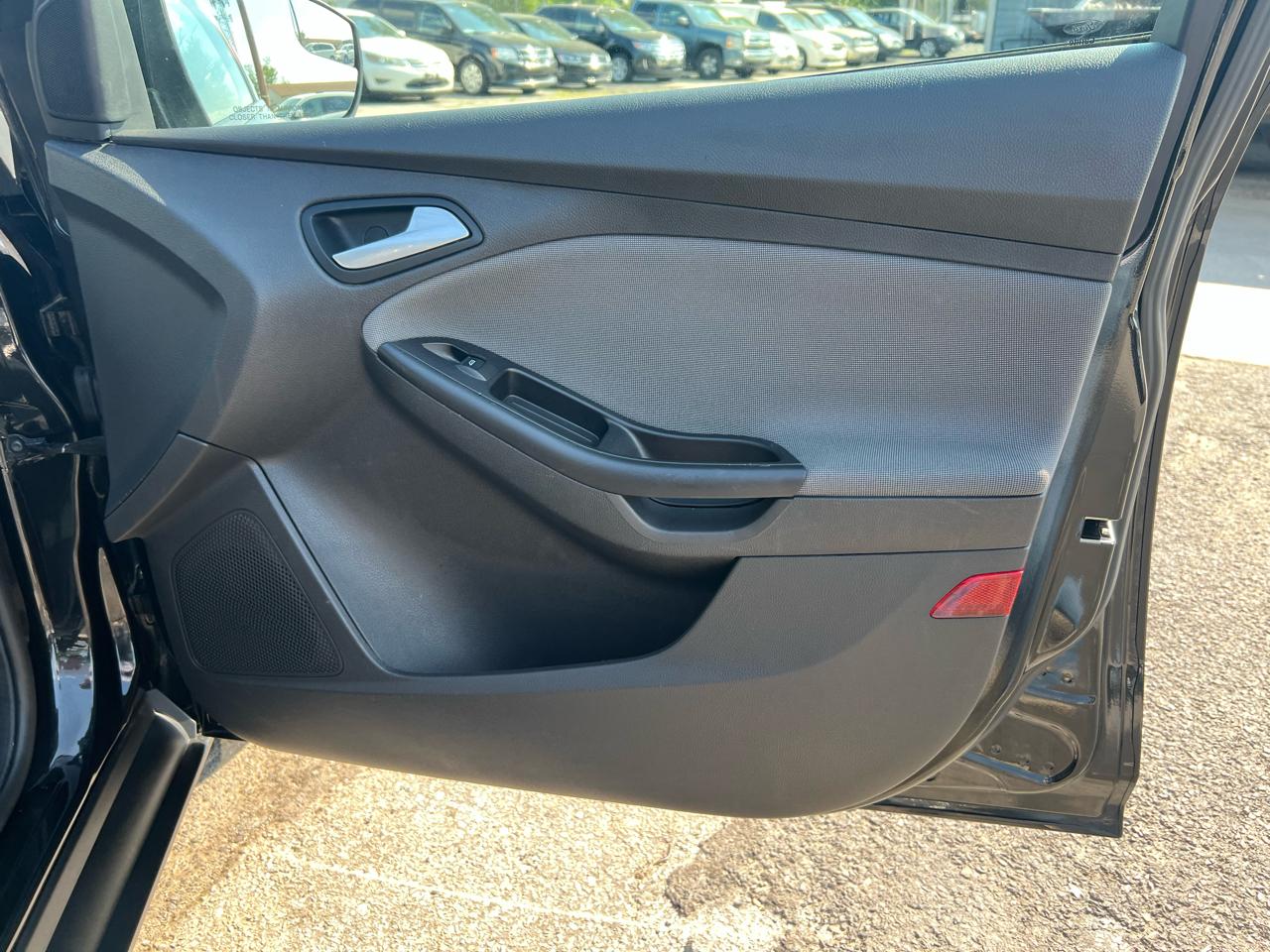 Ford Focus SE Hatch 2013