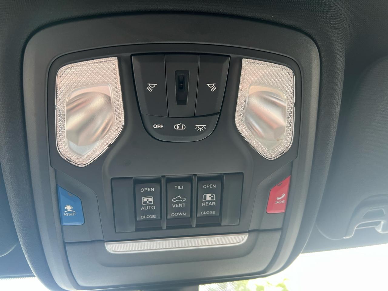 RAM 2500 Tradesman Crew Cab SWB 4WD 2021