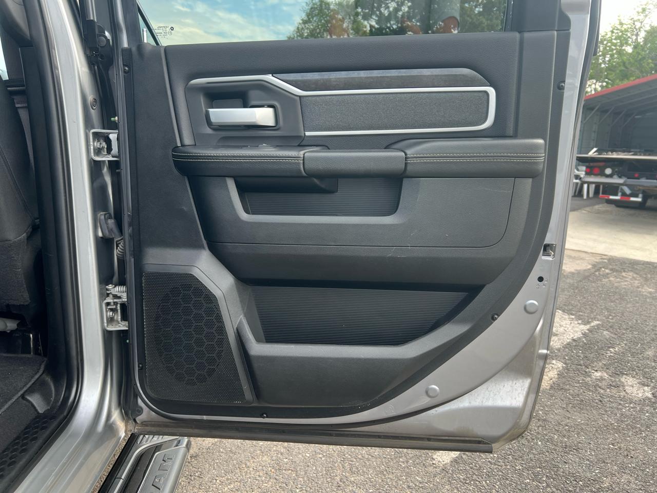 RAM 2500 Tradesman Crew Cab SWB 4WD 2021