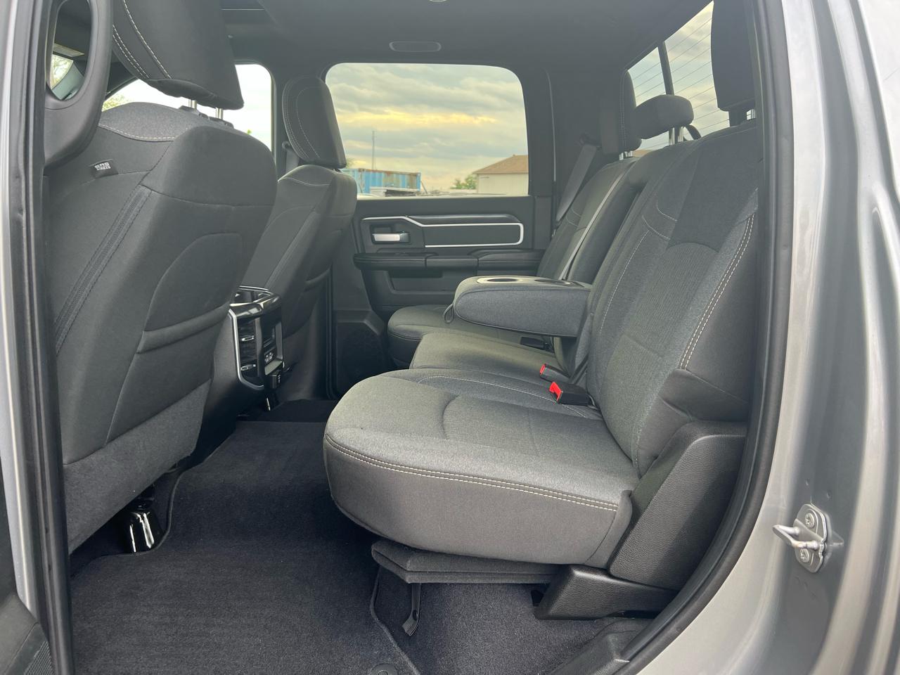 RAM 2500 Tradesman Crew Cab SWB 4WD 2021