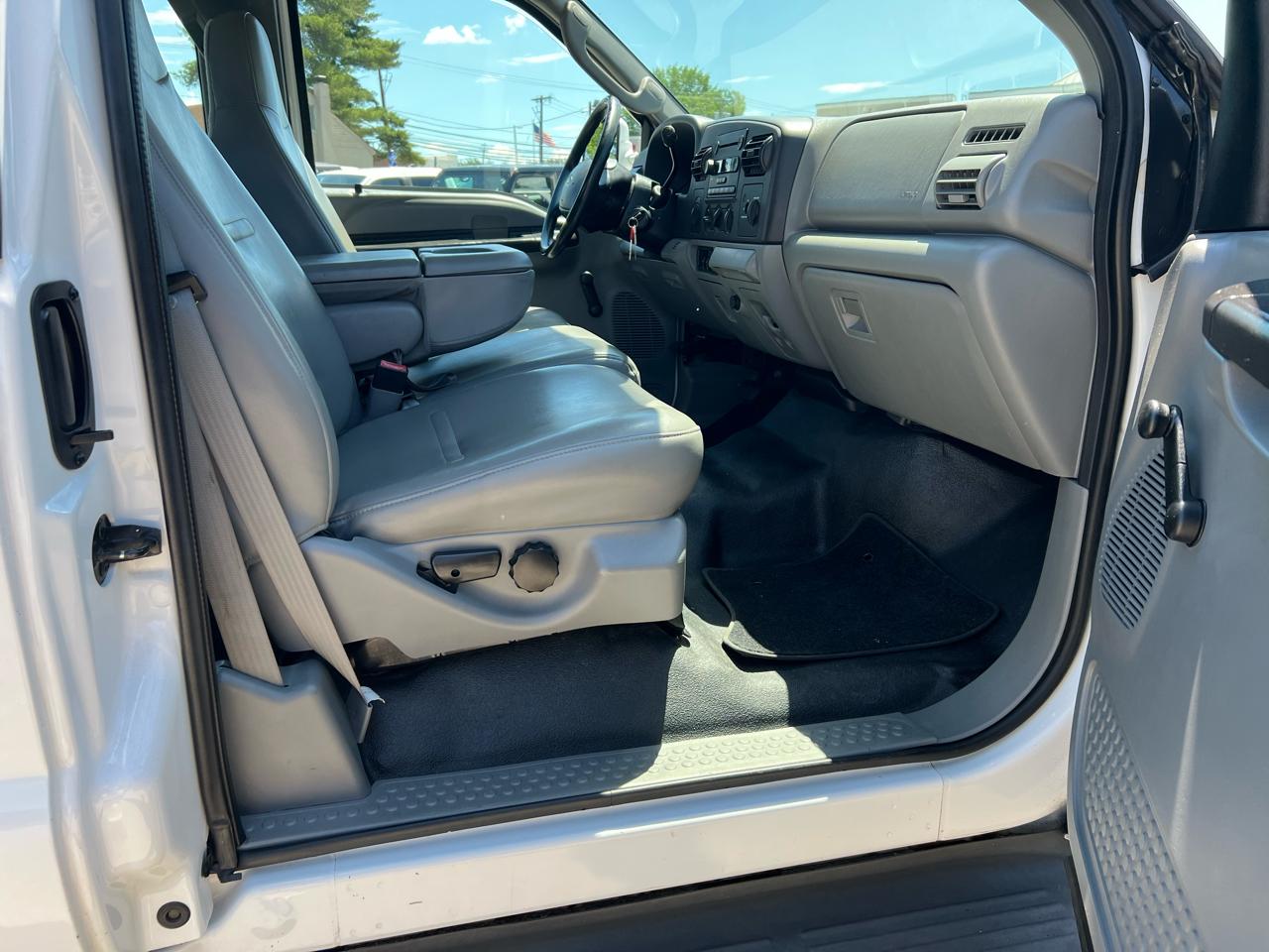 Ford F-250 SD XLT SuperCab Long Bed 4WD 2005